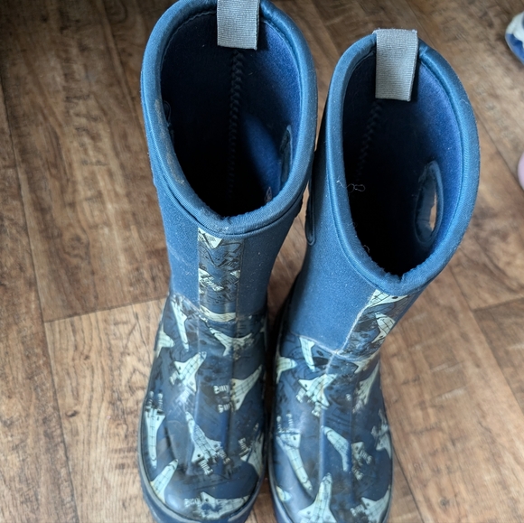 Cougar winter boots rocketship print size 13 PLAY condition - Picture 1 of 4